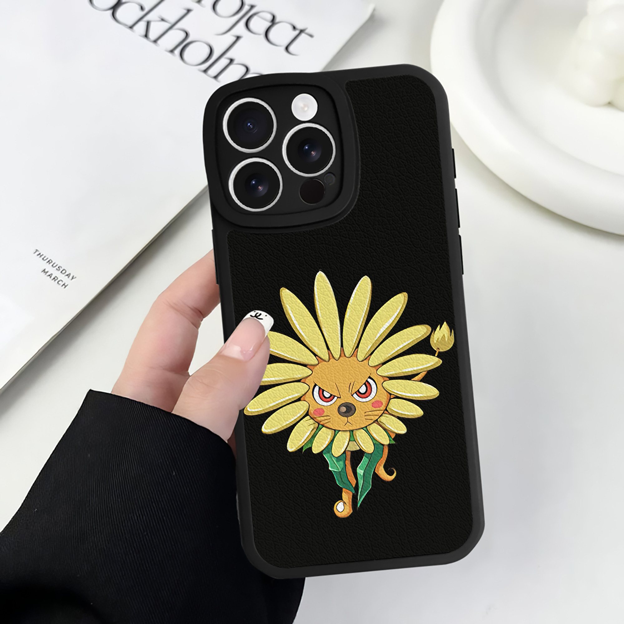 遊☆戯☆王 Yu-Gi-Oh! 【iPhone 16シリーズ対応】シリコンスマホケース（レザー調） 材質：シリコン